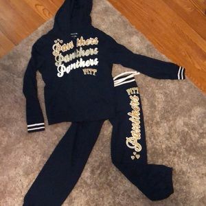 Pitt Sweatsuit Outfit